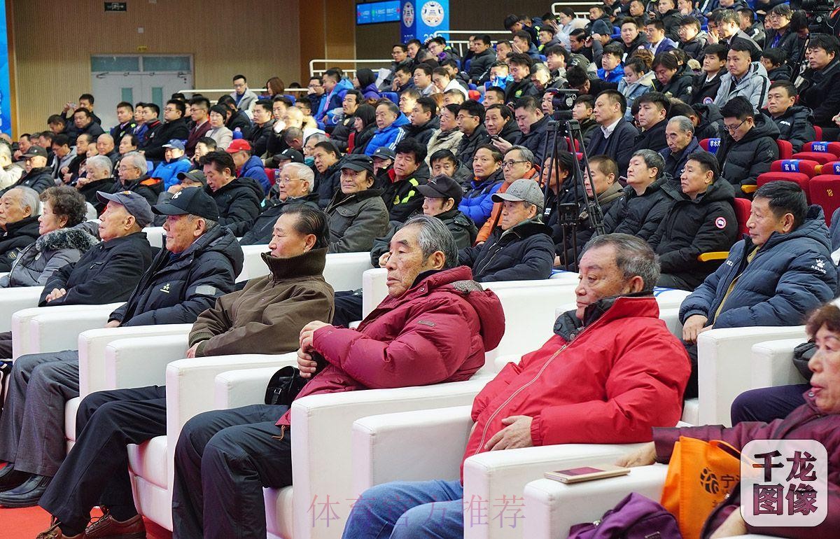 群贤毕至 教练荟萃——第一届北京市足球教练员大会召开 群贤毕至 教练荟萃——第一届北京市足球教练员大会召开